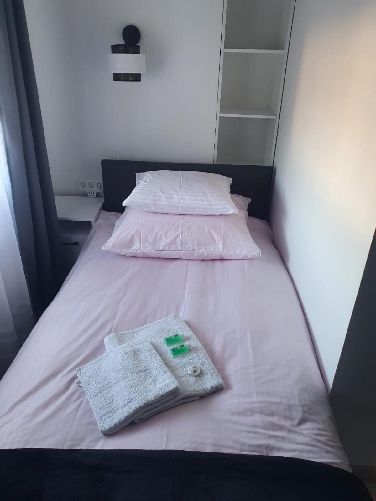Comfort Stay, Ev, Parking Boleslawiec  Zewnętrze zdjęcie