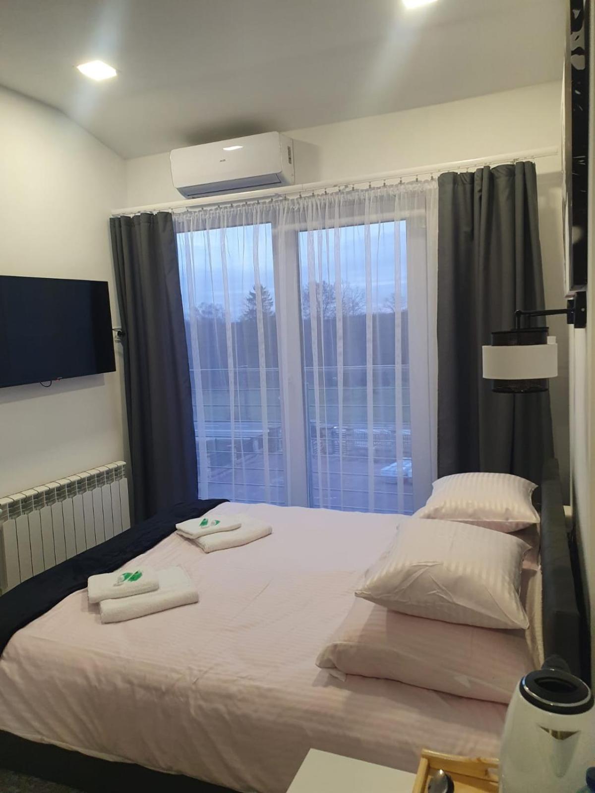Comfort Stay, Ev, Parking Boleslawiec  Zewnętrze zdjęcie